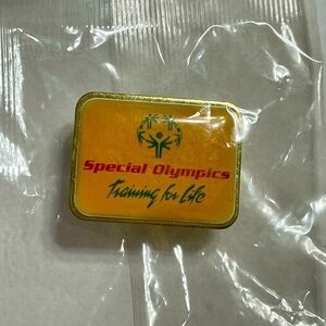 Special Olympics Pin Vintage 1990s Training For Life